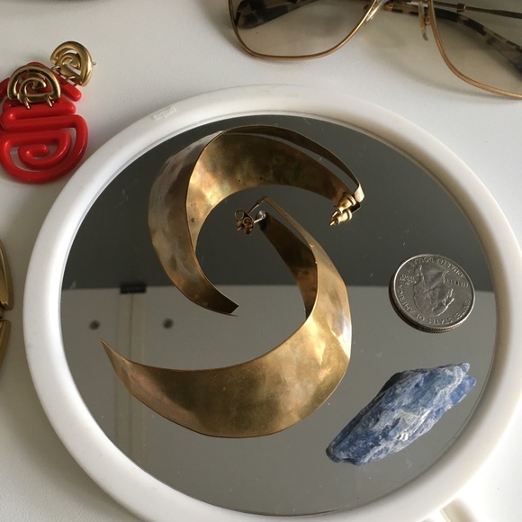 Crescent copper hoop earrings - Picture 2 of 3